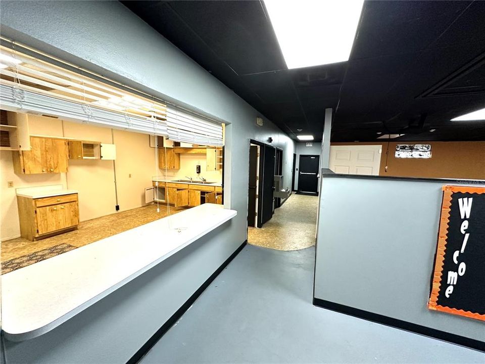 Под контрактом: $950,000 (0 спален, 0 ванн, 20426 Квадратных фут)