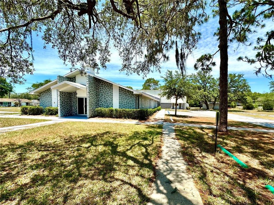 Под контрактом: $950,000 (0 спален, 0 ванн, 20426 Квадратных фут)