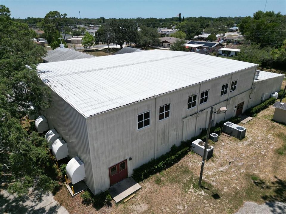 Под контрактом: $950,000 (0 спален, 0 ванн, 20426 Квадратных фут)