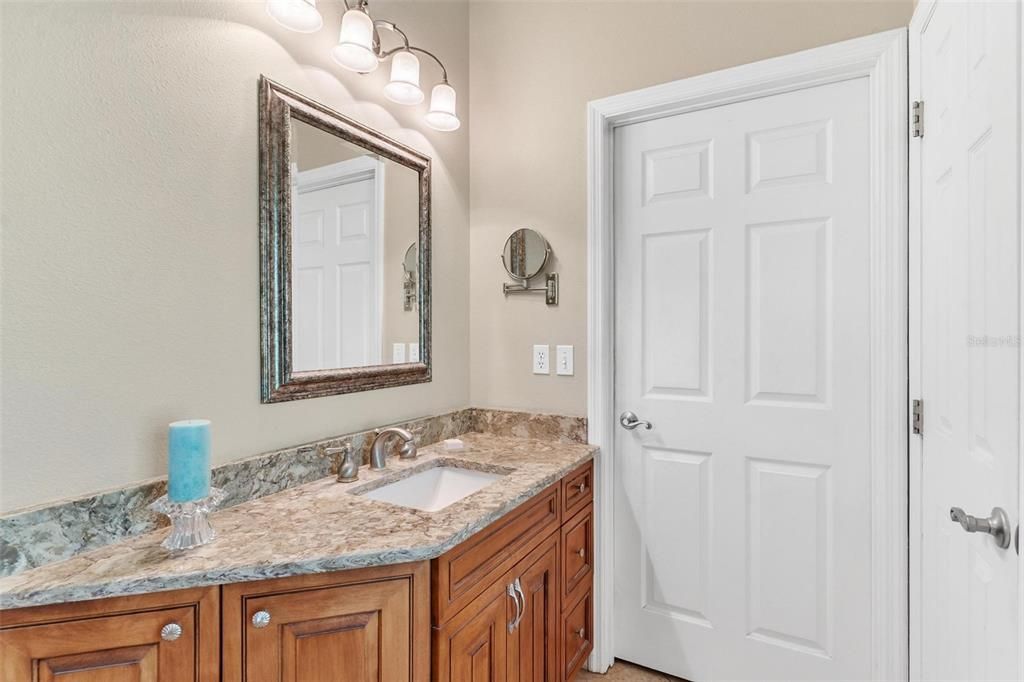 For Sale: $789,900 (3 beds, 2 baths, 1984 Square Feet)