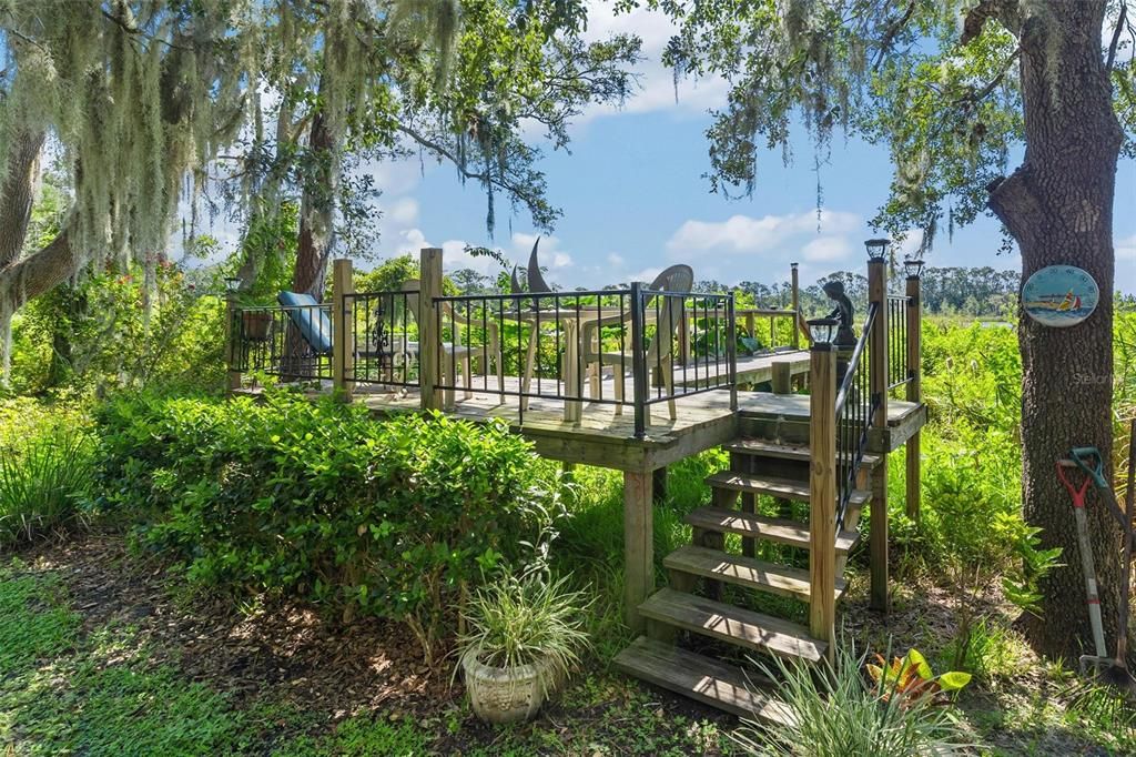 For Sale: $789,900 (3 beds, 2 baths, 1984 Square Feet)