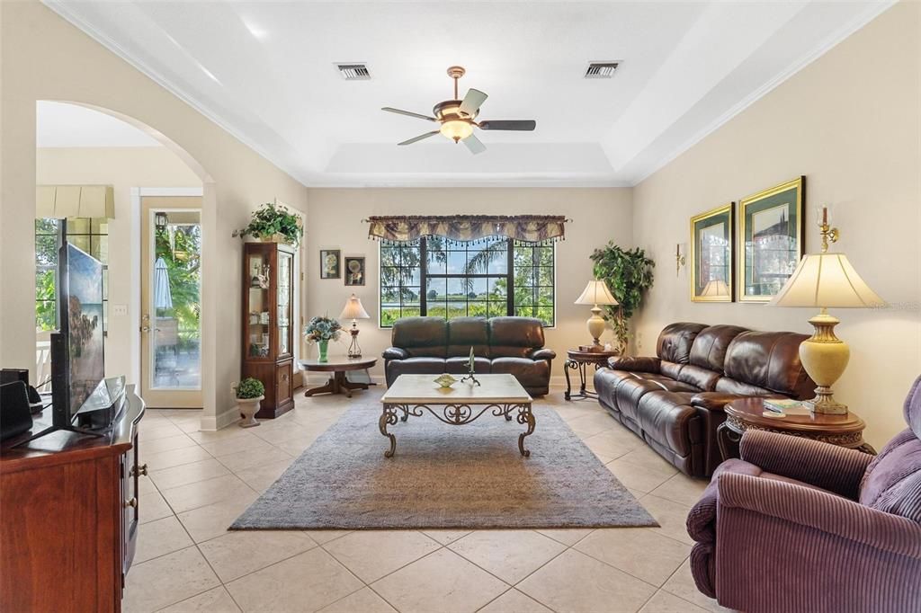 For Sale: $789,900 (3 beds, 2 baths, 1984 Square Feet)