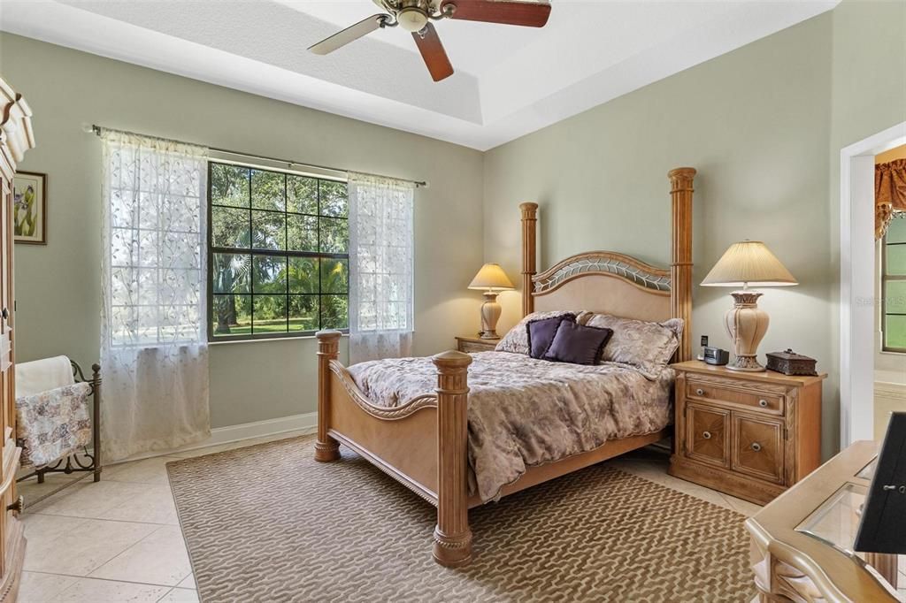 For Sale: $789,900 (3 beds, 2 baths, 1984 Square Feet)