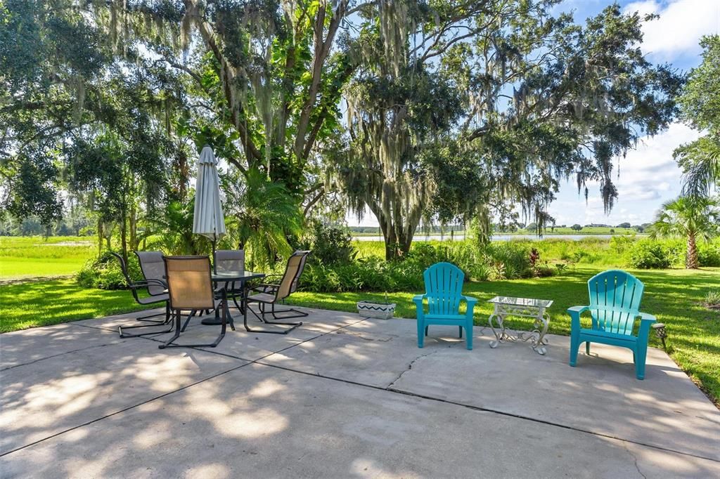 For Sale: $789,900 (3 beds, 2 baths, 1984 Square Feet)