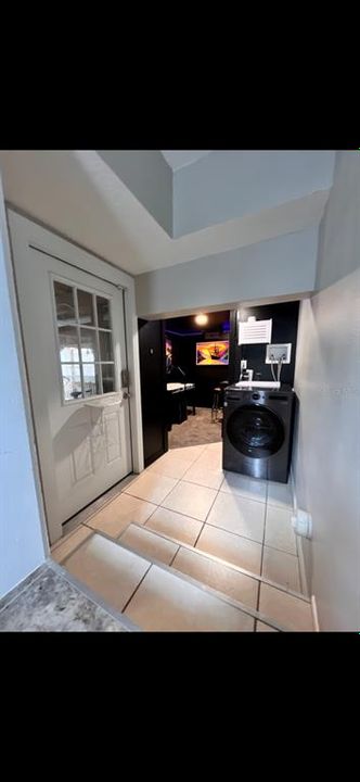 For Sale: $659,000 (4 beds, 3 baths, 2550 Square Feet)