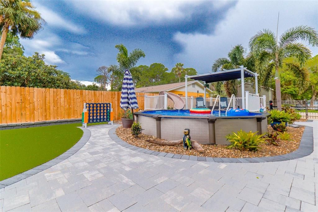 For Sale: $659,000 (4 beds, 3 baths, 2550 Square Feet)