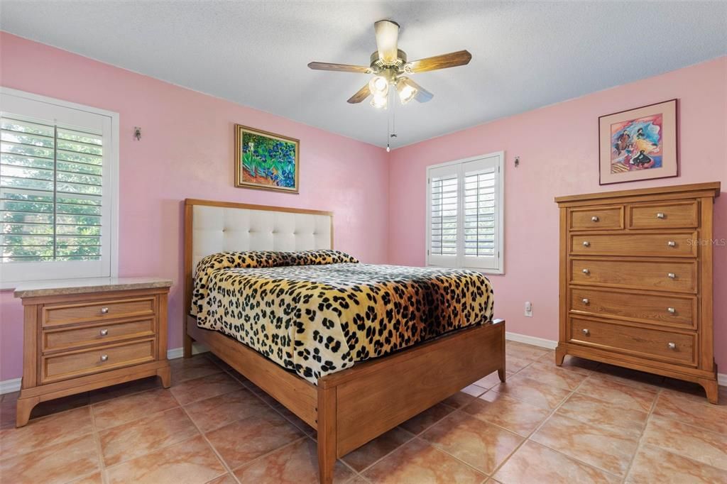 待售: $515,000 (3 贝兹, 2 浴室, 2137 平方英尺)