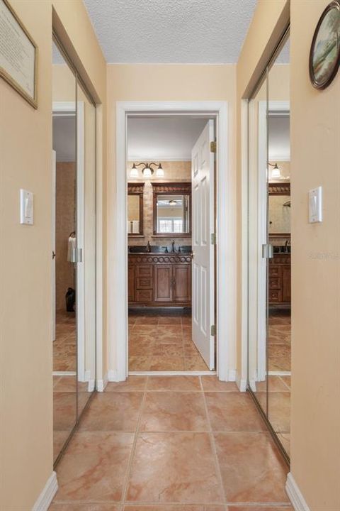 待售: $515,000 (3 贝兹, 2 浴室, 2137 平方英尺)