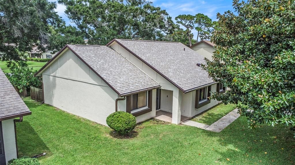 合同活跃: $250,000 (2 贝兹, 2 浴室, 1309 平方英尺)