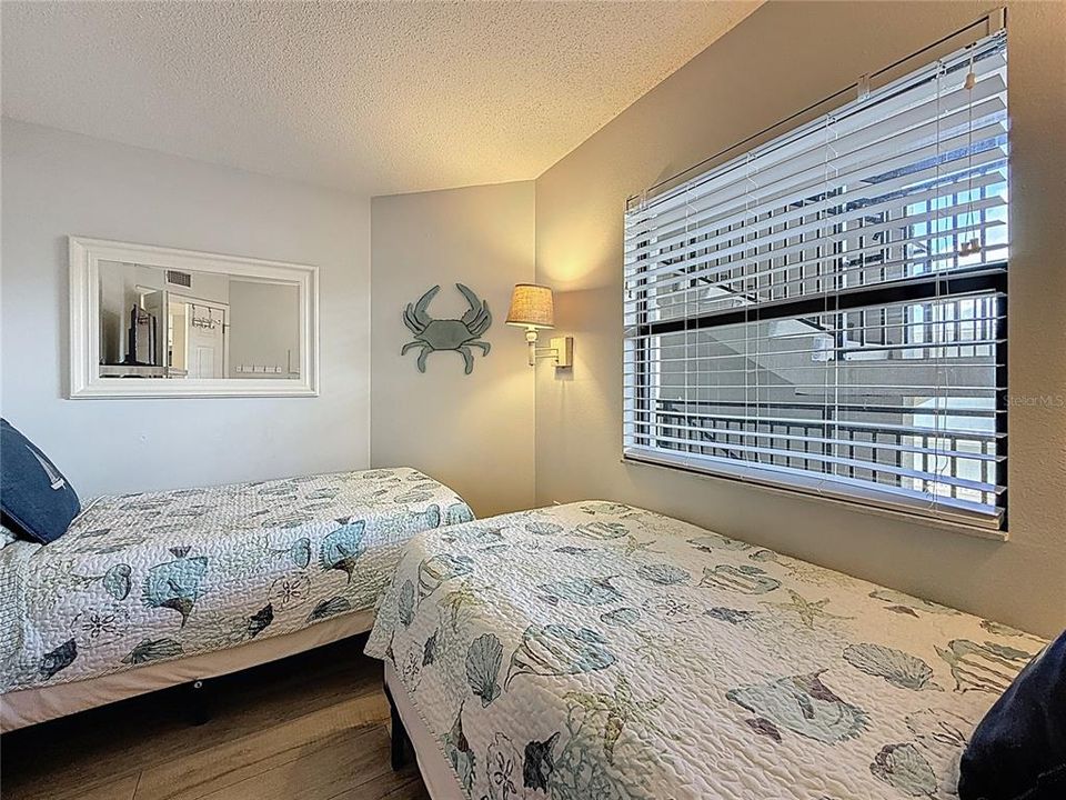 Под контрактом: $682,999 (2 спален, 2 ванн, 750 Квадратных фут)