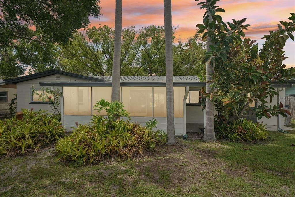 En Venta: $424,500 (3 camas, 2 baños, 1632 Pies cuadrados)