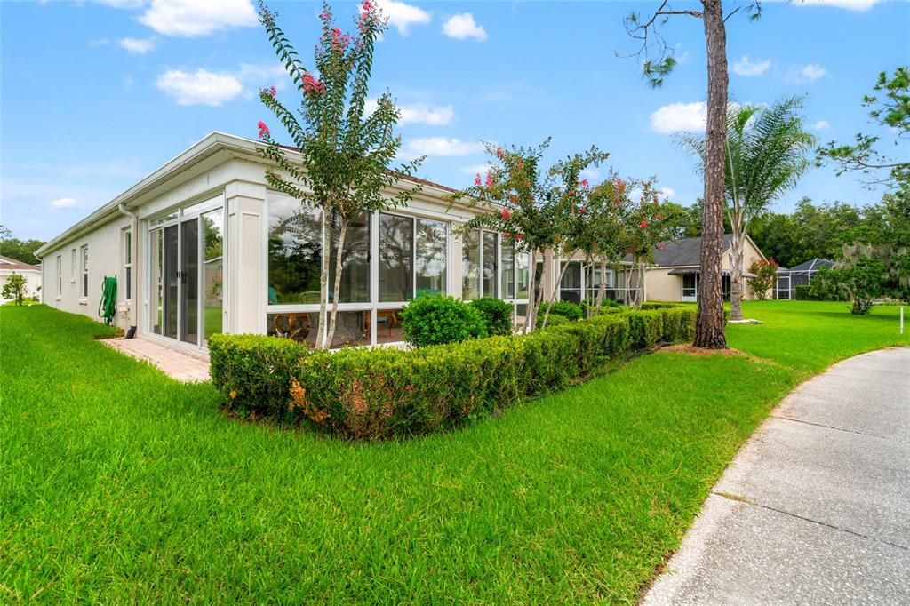 Active With Contract: $380,000 (4 beds, 2 baths, 1936 Square Feet)