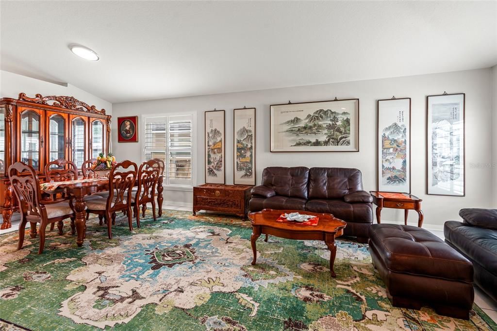 Active With Contract: $380,000 (4 beds, 2 baths, 1936 Square Feet)