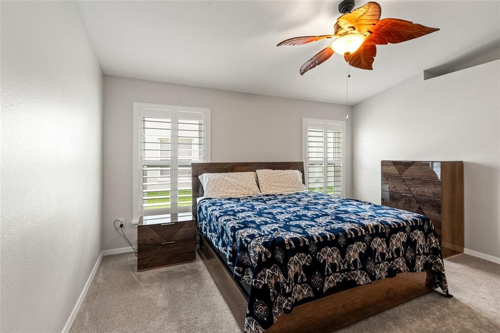 Active With Contract: $380,000 (4 beds, 2 baths, 1936 Square Feet)