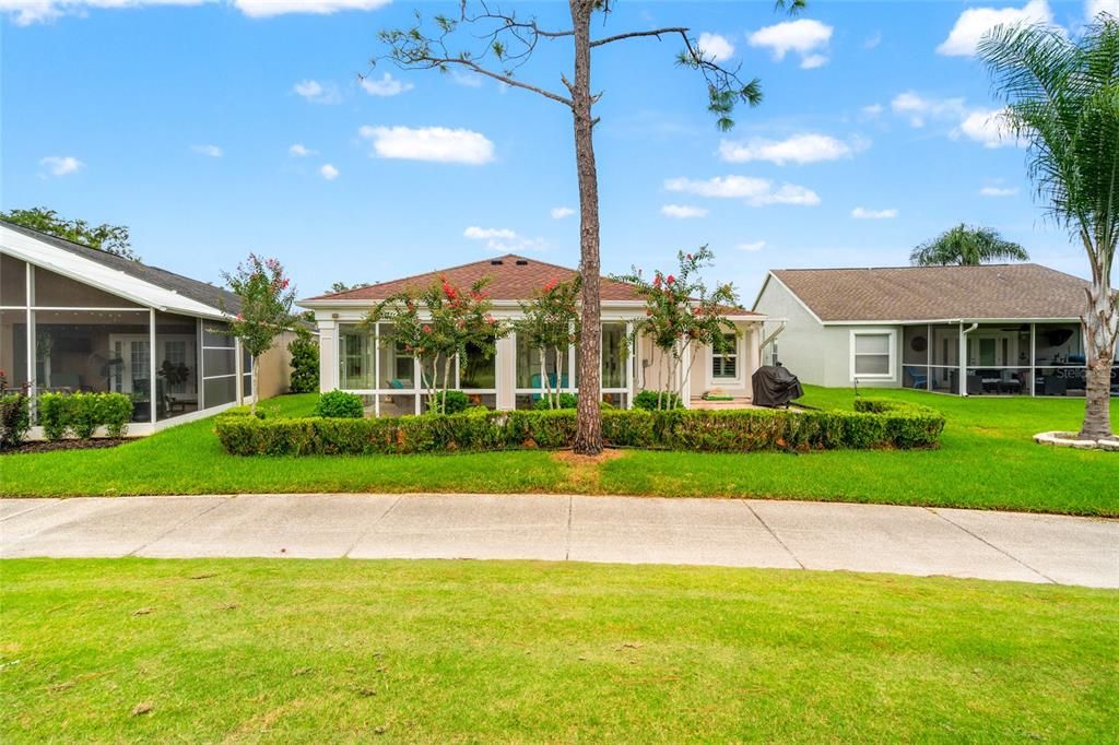 Active With Contract: $380,000 (4 beds, 2 baths, 1936 Square Feet)