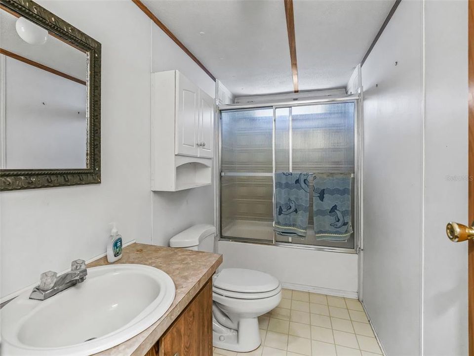 En Venta: $184,900 (2 camas, 2 baños, 784 Pies cuadrados)