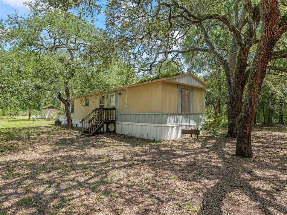 En Venta: $184,900 (2 camas, 2 baños, 784 Pies cuadrados)