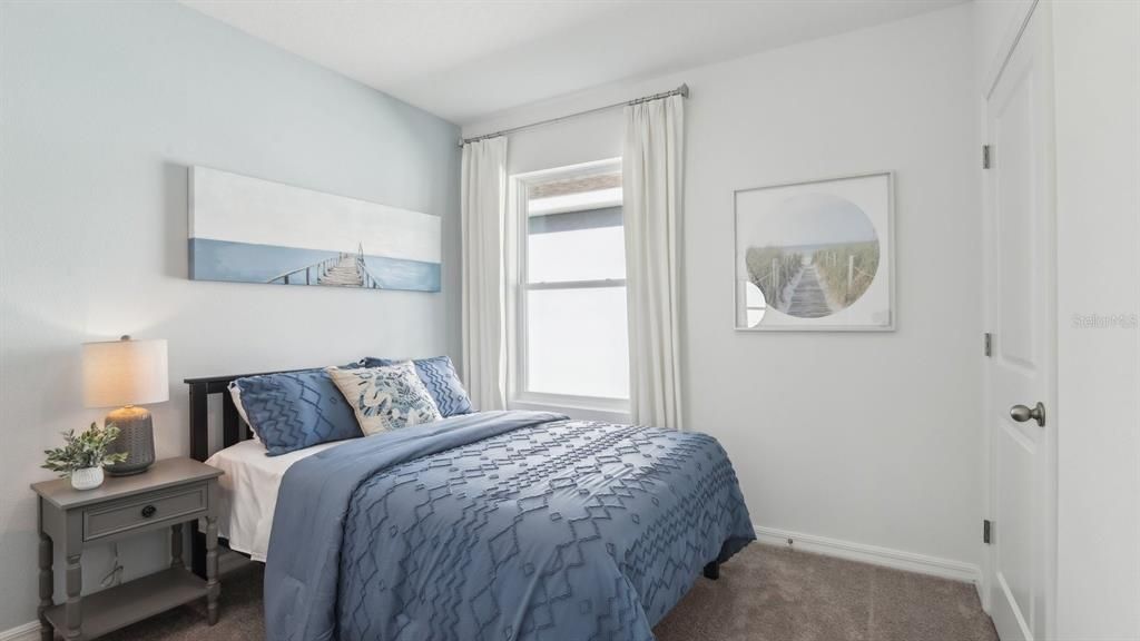 Active With Contract: $309,990 (3 beds, 2 baths, 1560 Square Feet)