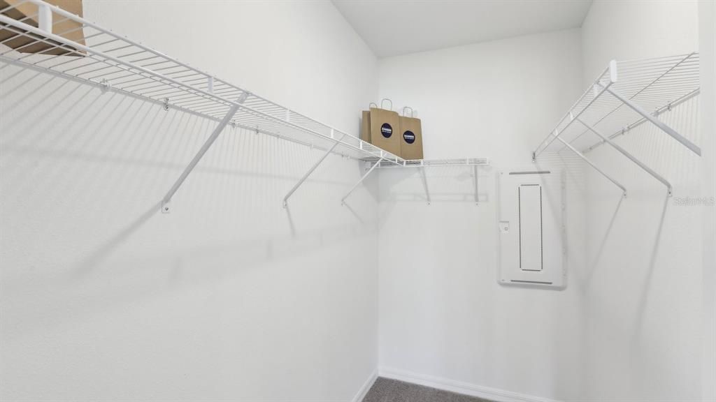 Active With Contract: $309,990 (3 beds, 2 baths, 1560 Square Feet)