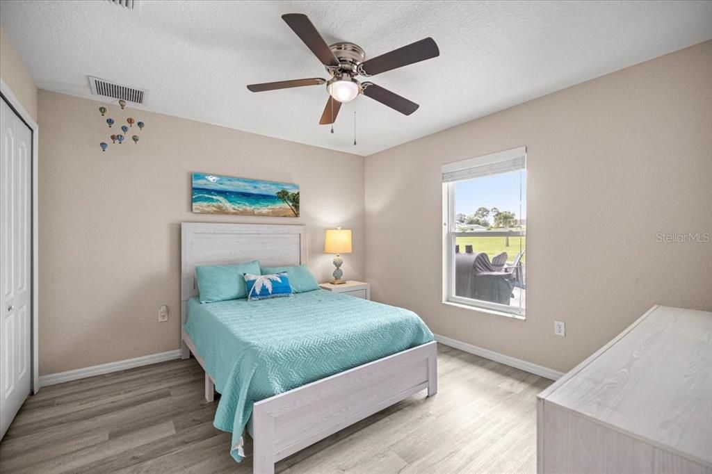 For Sale: $550,000 (4 beds, 2 baths, 2154 Square Feet)