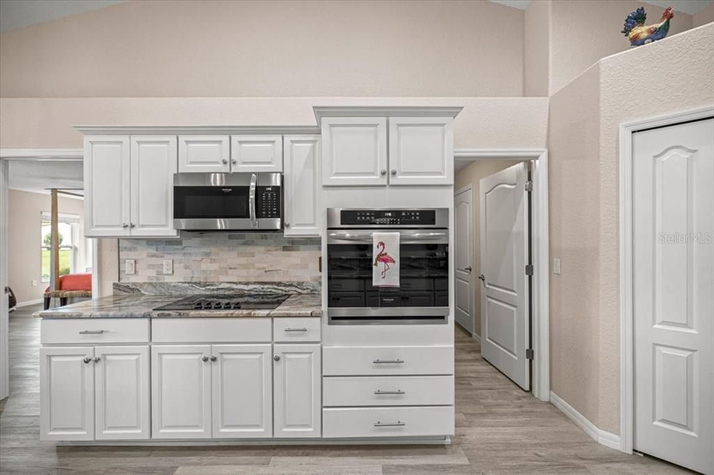 For Sale: $550,000 (4 beds, 2 baths, 2154 Square Feet)