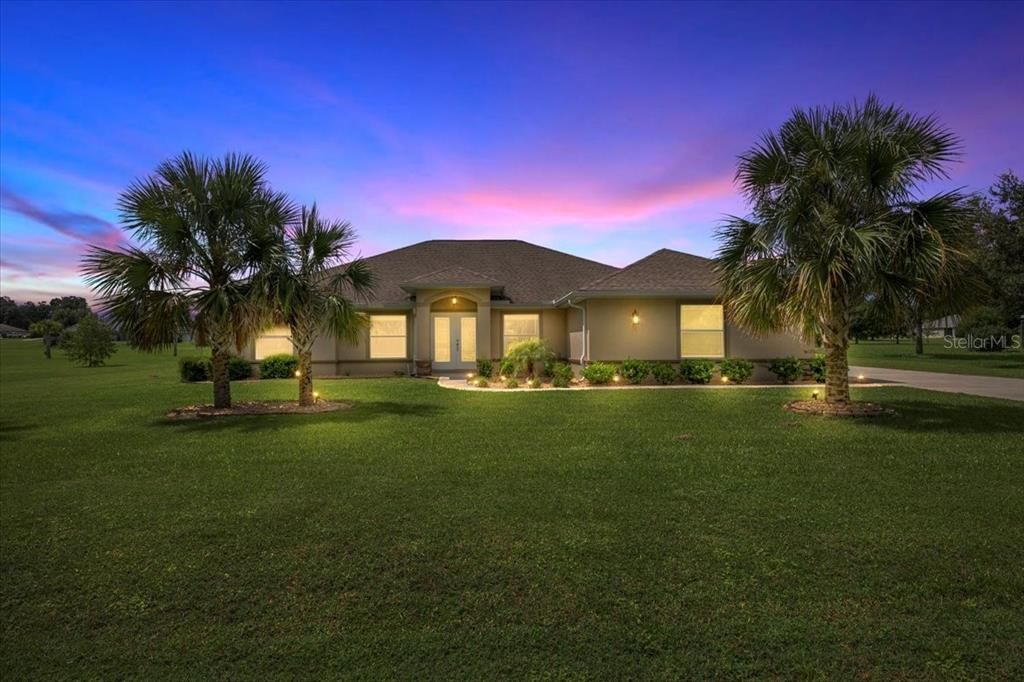 For Sale: $550,000 (4 beds, 2 baths, 2154 Square Feet)