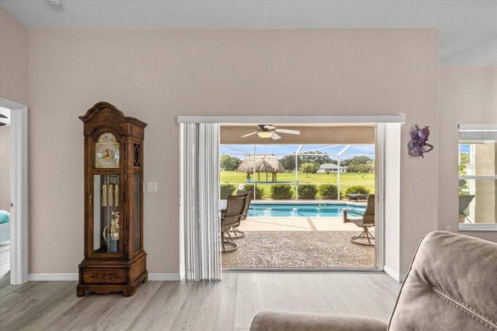 For Sale: $550,000 (4 beds, 2 baths, 2154 Square Feet)