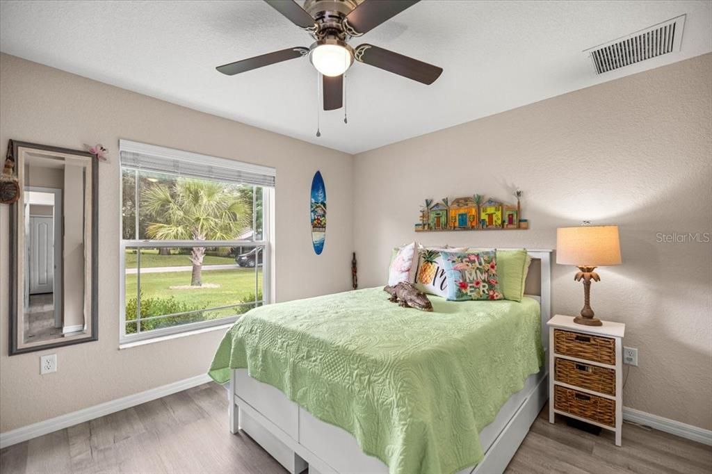 For Sale: $550,000 (4 beds, 2 baths, 2154 Square Feet)