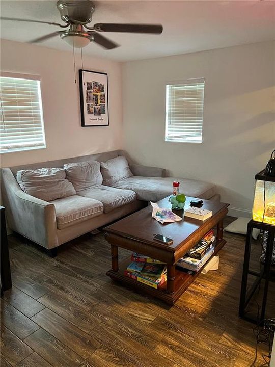 For Sale: $389,000 (4 beds, 0 baths, 1154 Square Feet)