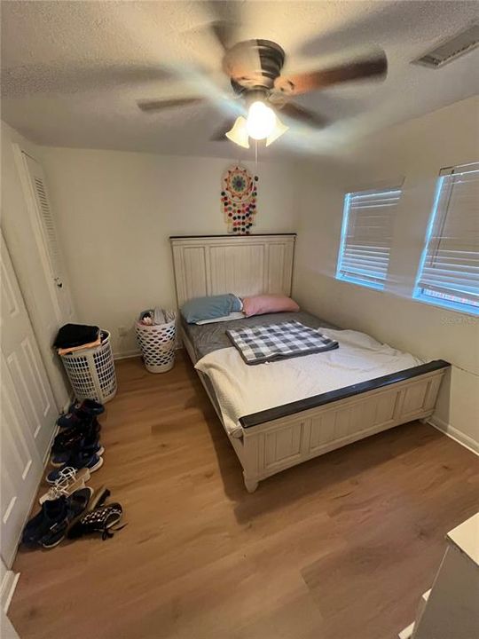 For Sale: $389,000 (4 beds, 0 baths, 1154 Square Feet)