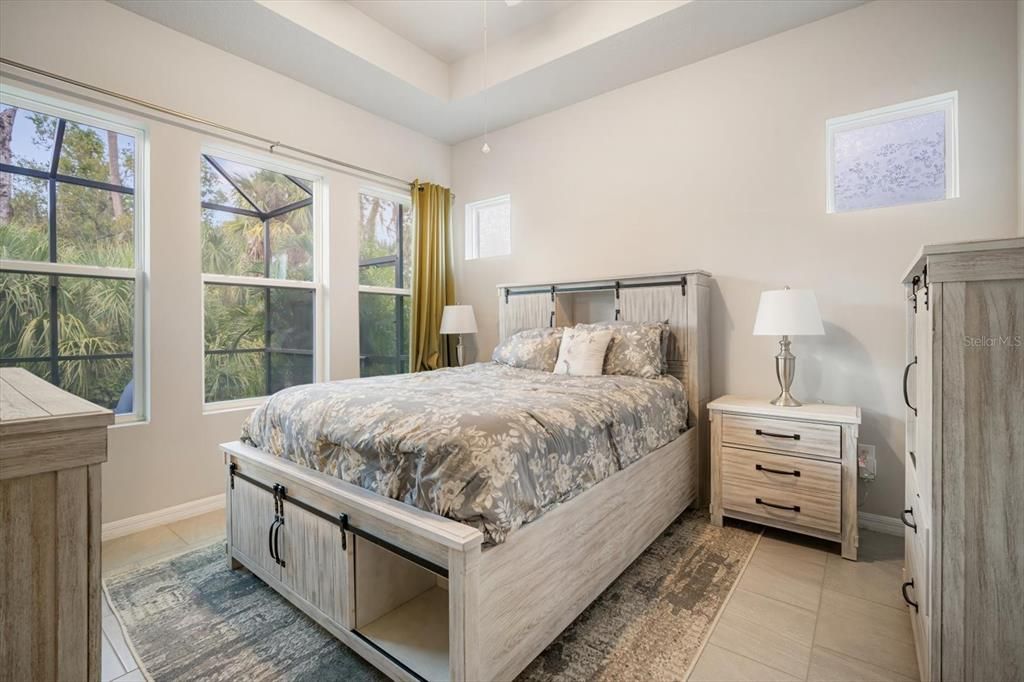 For Sale: $580,000 (5 beds, 4 baths, 2771 Square Feet)