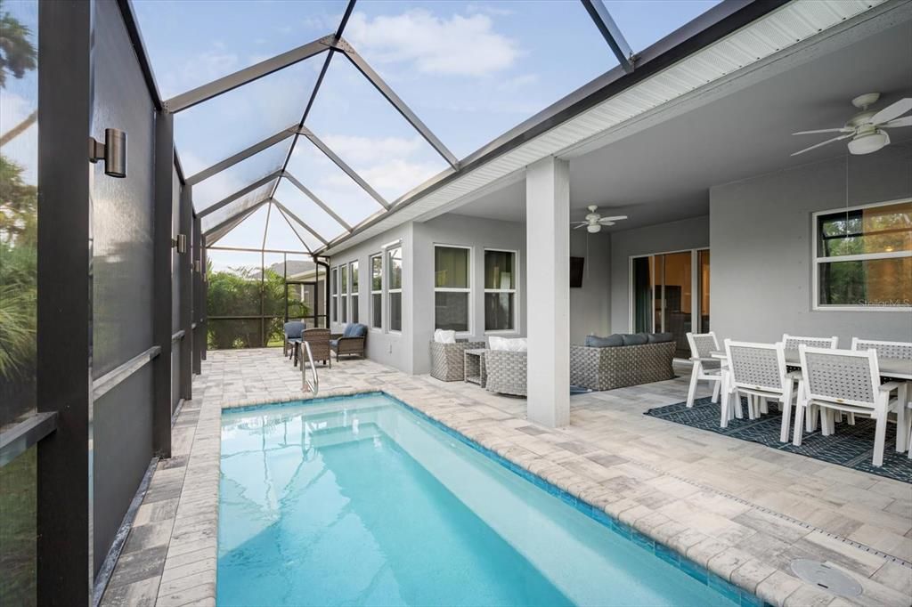 For Sale: $580,000 (5 beds, 4 baths, 2771 Square Feet)