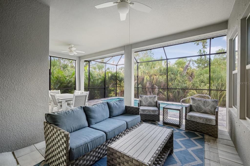 For Sale: $580,000 (5 beds, 4 baths, 2771 Square Feet)