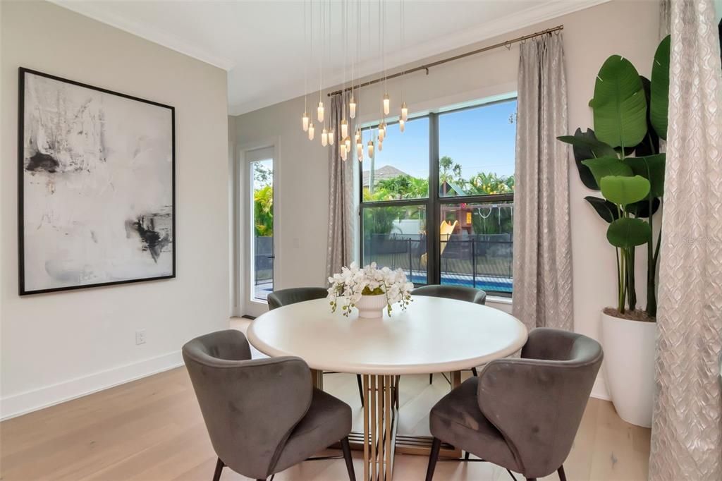 For Rent: $19,000 (5 beds, 4 baths, 4532 Square Feet)