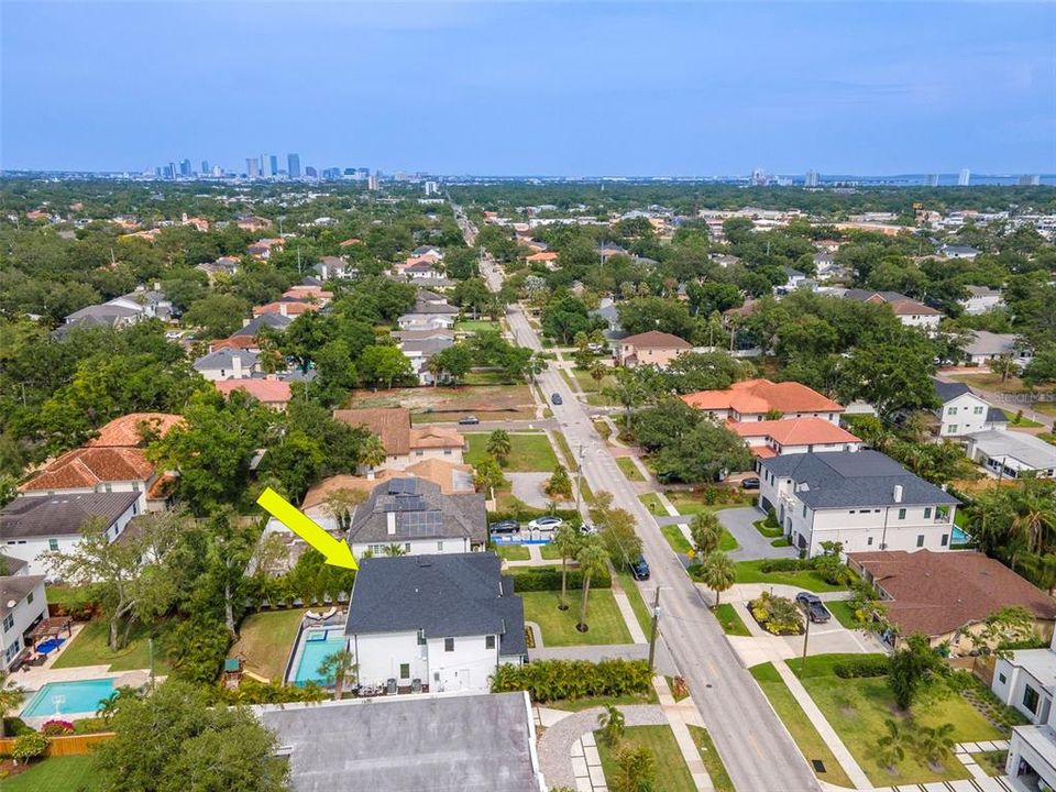 For Rent: $19,000 (5 beds, 4 baths, 4532 Square Feet)