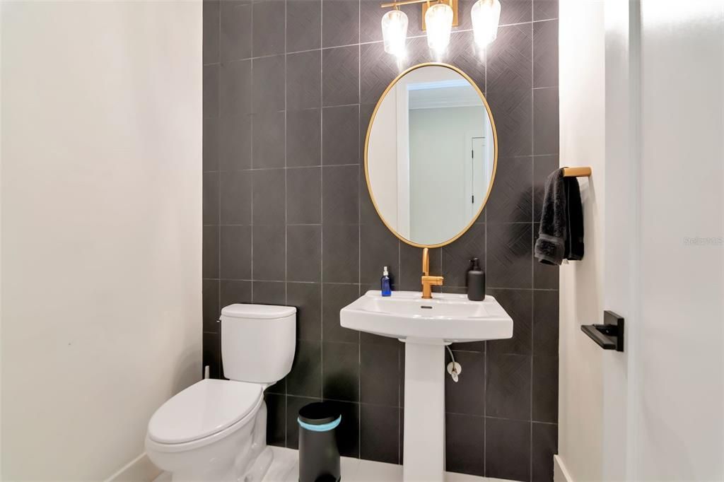 For Rent: $19,000 (5 beds, 4 baths, 4532 Square Feet)