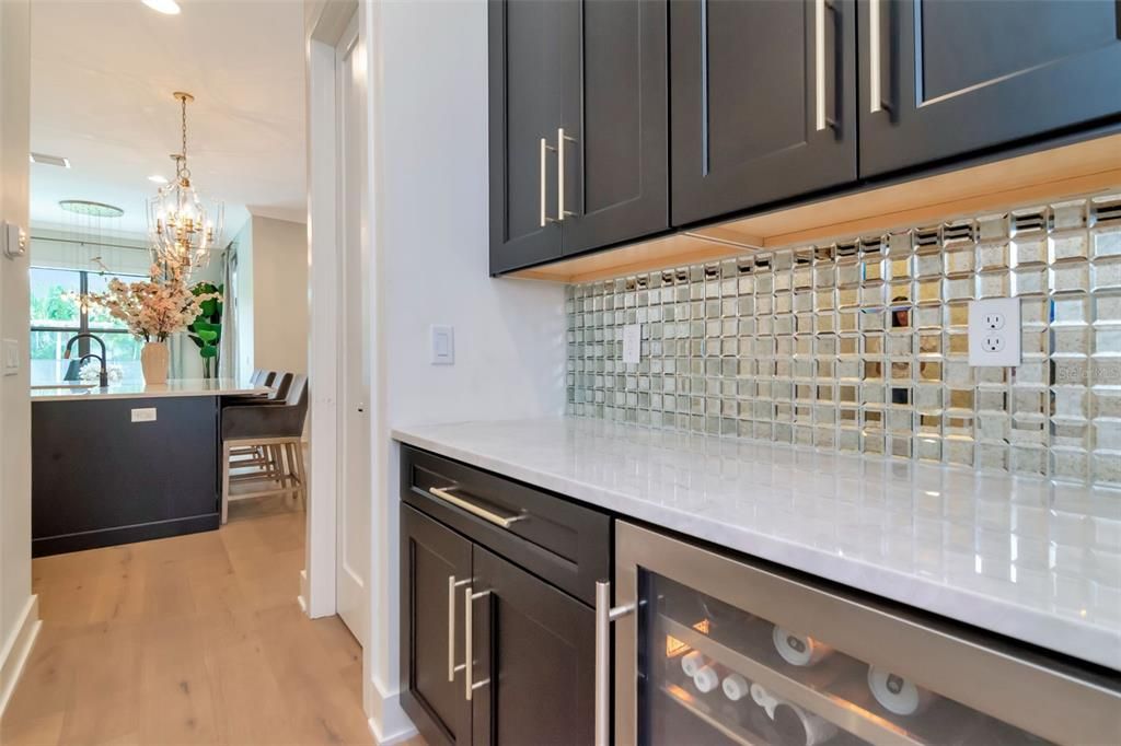 For Rent: $19,000 (5 beds, 4 baths, 4532 Square Feet)