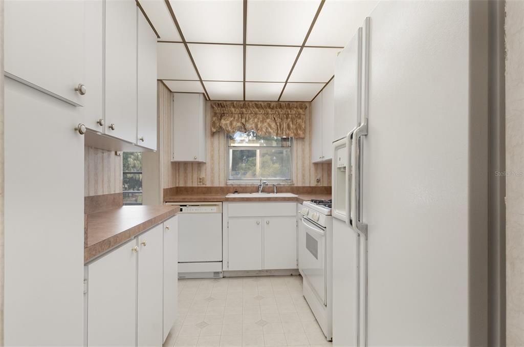 待售: $75,000 (2 贝兹, 2 浴室, 1361 平方英尺)