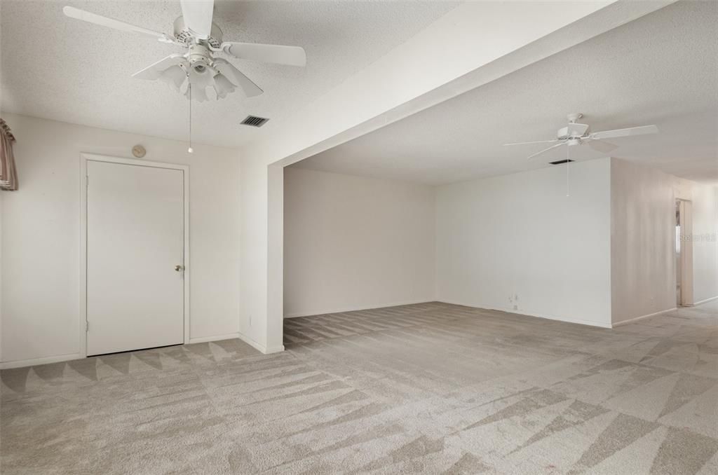 待售: $75,000 (2 贝兹, 2 浴室, 1361 平方英尺)