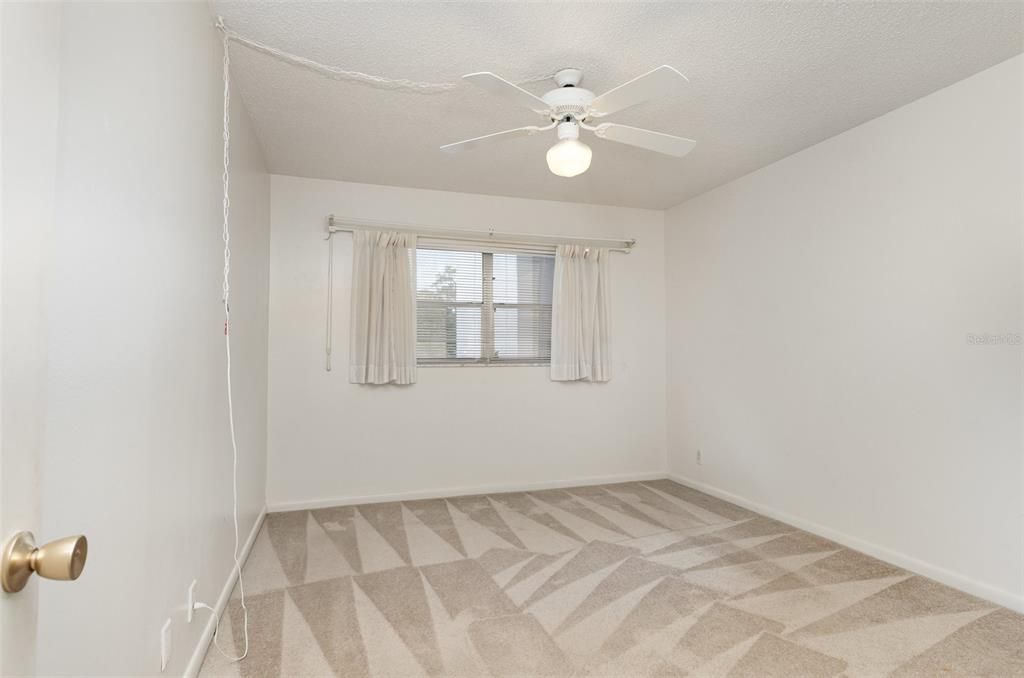 待售: $75,000 (2 贝兹, 2 浴室, 1361 平方英尺)