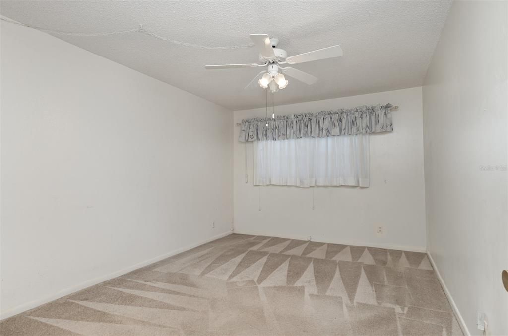 待售: $75,000 (2 贝兹, 2 浴室, 1361 平方英尺)