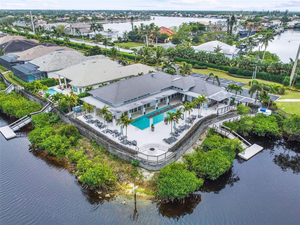 For Sale: $879,900 (4 beds, 2 baths, 2295 Square Feet)