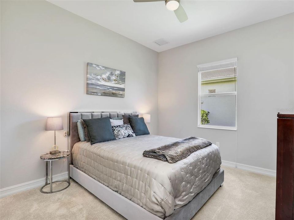 For Sale: $879,900 (4 beds, 2 baths, 2295 Square Feet)