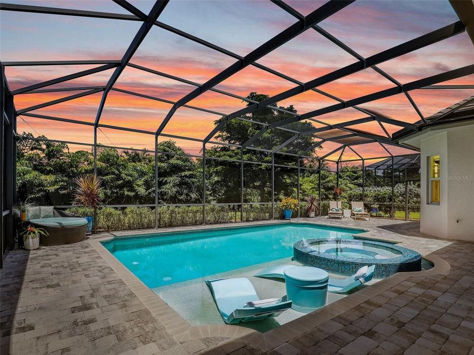 For Sale: $879,900 (4 beds, 2 baths, 2295 Square Feet)