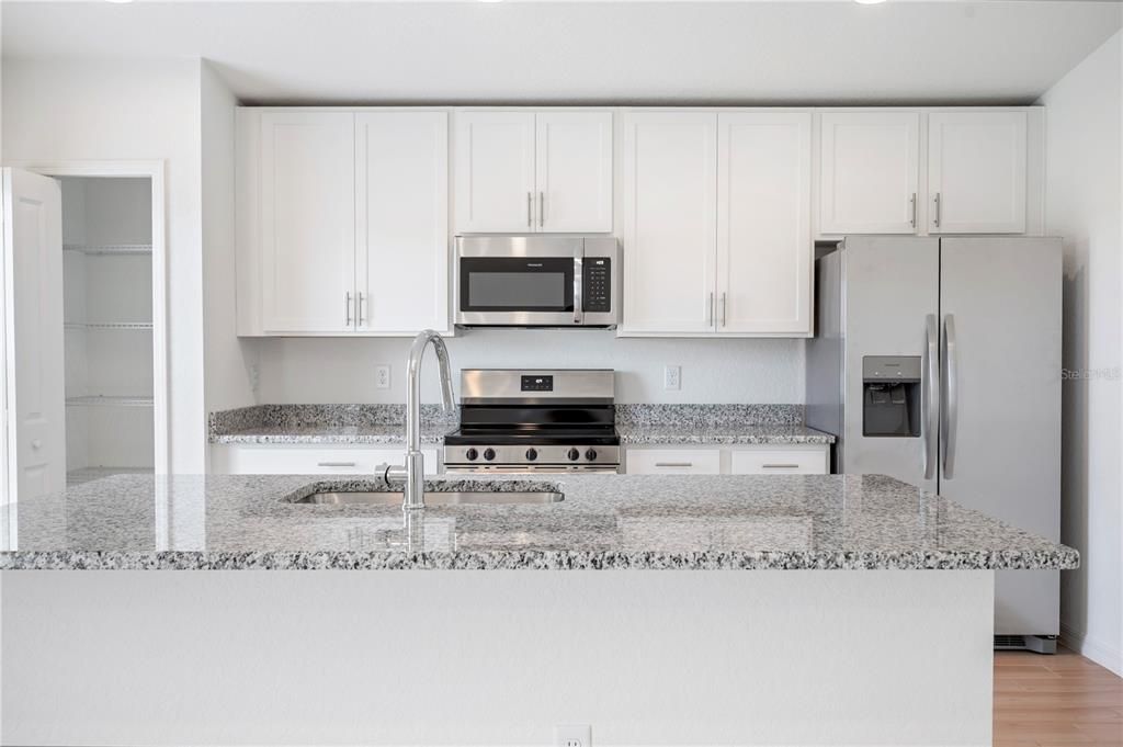 For Sale: $263,950 (3 beds, 2 baths, 1447 Square Feet)