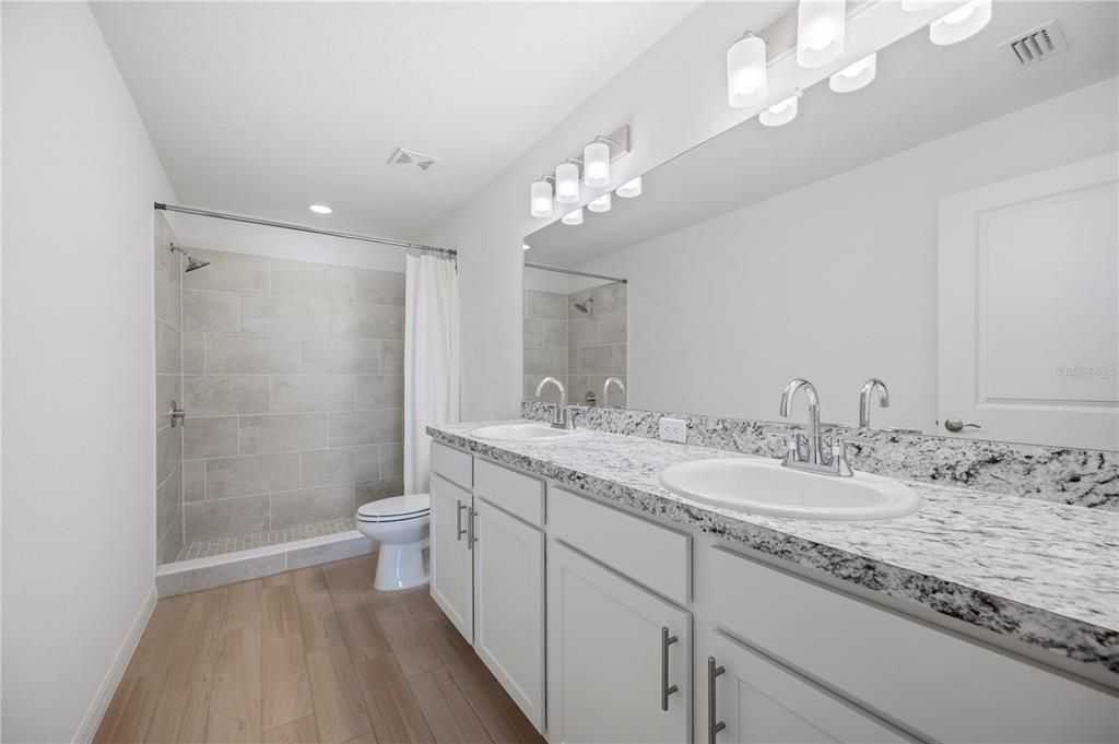 For Sale: $263,950 (3 beds, 2 baths, 1447 Square Feet)