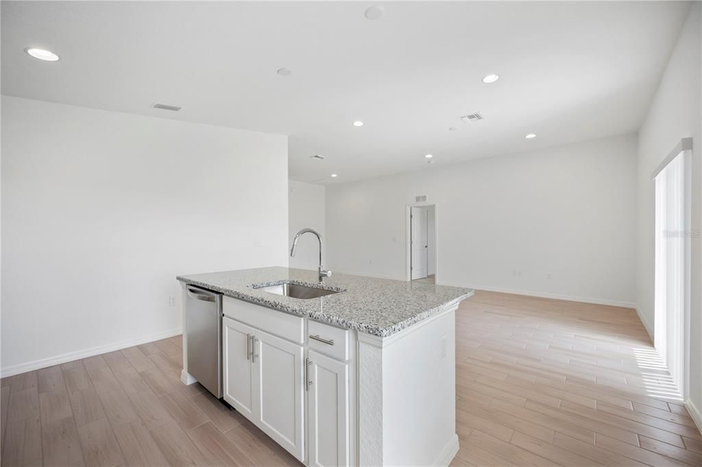 For Sale: $263,950 (3 beds, 2 baths, 1447 Square Feet)