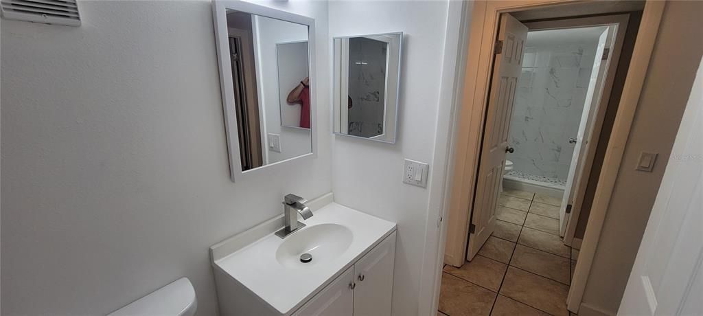 For Sale: $210,000 (2 beds, 2 baths, 897 Square Feet)