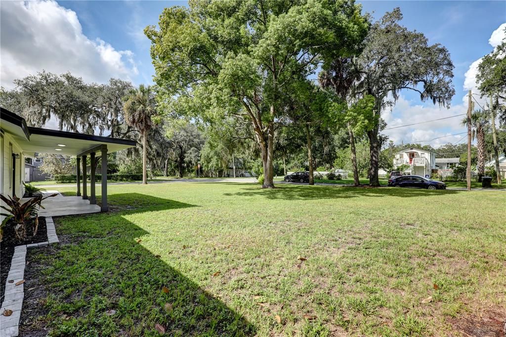 En Venta: $395,000 (4 camas, 3 baños, 2472 Pies cuadrados)