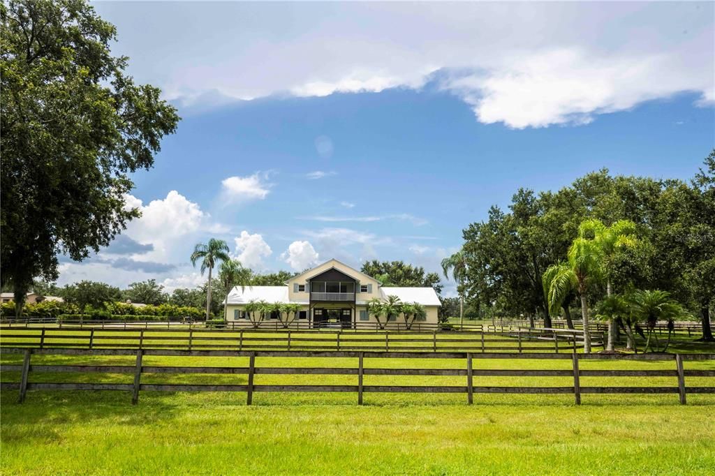 En Venta: $2,650,000 (2 camas, 3 baños, 1424 Pies cuadrados)